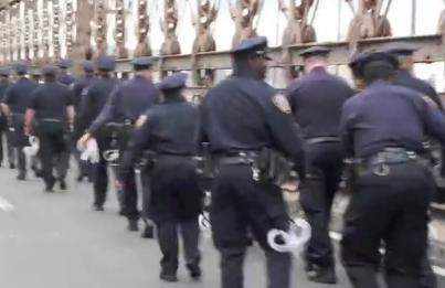 policiers sur le pont de Brooklyn  New York, US, Occuper Wall Street 