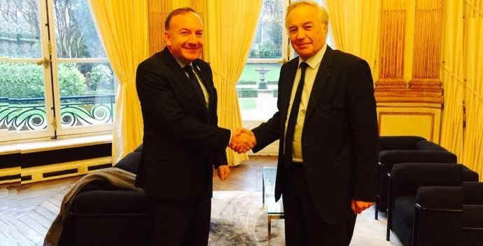 L'alliance Pierre Gattaz (à gauche), François Rebsamen (à droite), à l'origine de la loi Travail. L'alliance Pierre Gattaz (à gauche), François Rebsamen (à droite), à l'origine de la loi Travail.
