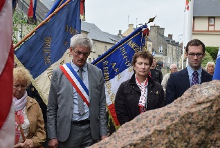 Recueillement et minute de silence