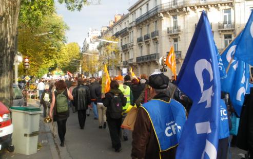 Importante manifestation  Dijon contre la rforme des retraites.