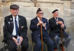 Trois anciens du groupe Scamaroni qui ont particip  la libration de Caen