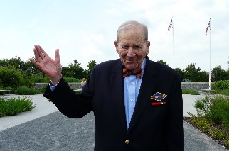 Le Vétéran Georges Klein est heureux de revenir en Normandie Le Vétéran Georges Klein est heureux de revenir en Normandie