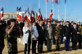 La famille de Paul Chouteau assiste avec les élus à la dispersion des cendres La famille de Paul Chouteau assiste avec les élus à la dispersion des cendres