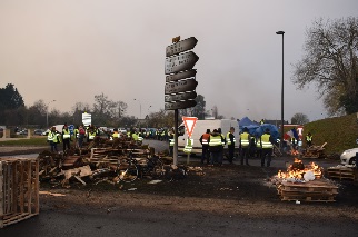 Les gilets jaunes tiendront le temps quil faut Les gilets jaunes tiendront le temps quil faut