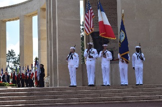 Le peloton d’honneur des Forces Navales Amricaines