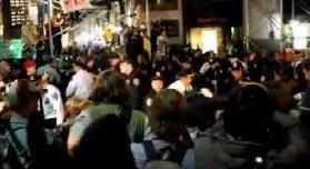 Manifestations de nuit de membres Occupy Wall Street 