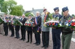 Dépôt de gerbes par les autorités civiles et militaires http://www.fil-info-france.com:2095/cpsess6267961968/3rdparty/roundcube/?_task=mail&_uid=3956&_mbox=INBOX&_action=get&_part=2&_embed=1&_mimeclass=image&_thumb=1