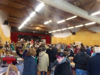 La foule des grands jours à la salle des fêtes de Boussac La foule des grands jours à la salle des fêtes de Boussac