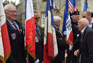 Franois de Gaalon distingu de la Croix du combattant volontaire de la Rsistance